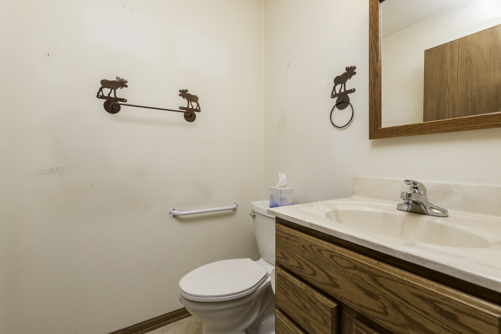 814 E Oak Street, Silver Lake, WI 53170