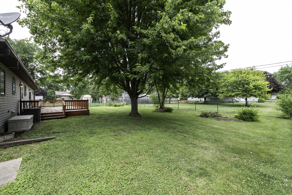 814 E Oak Street, Silver Lake, WI 53170