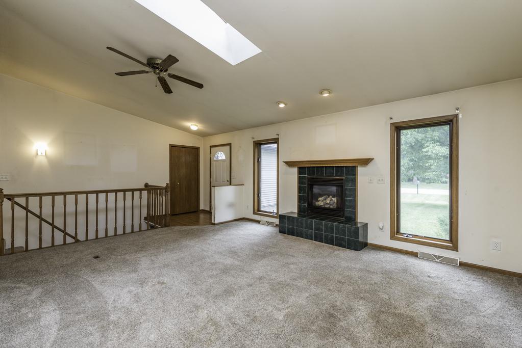 814 E Oak Street, Silver Lake, WI 53170