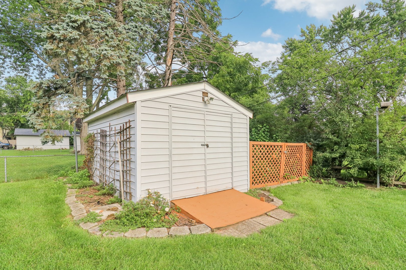 3004 Still Hill Drive, McHenry, IL 60050
