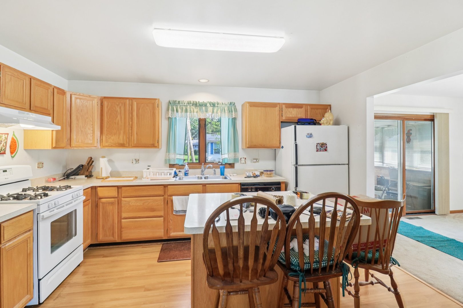 3004 Still Hill Drive, McHenry, IL 60050