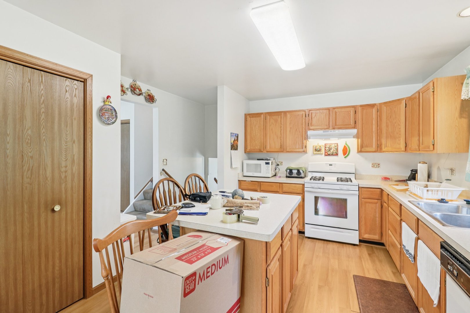 3004 Still Hill Drive, McHenry, IL 60050