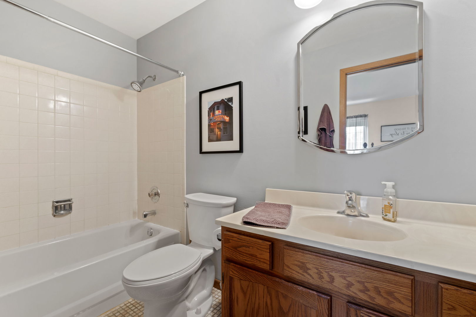 7833 Darien Lake Drive, Darien, IL 60561