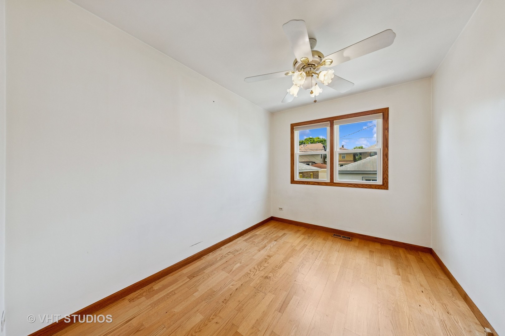 1165 S Lombard Avenue, Oak Park, IL 60304
