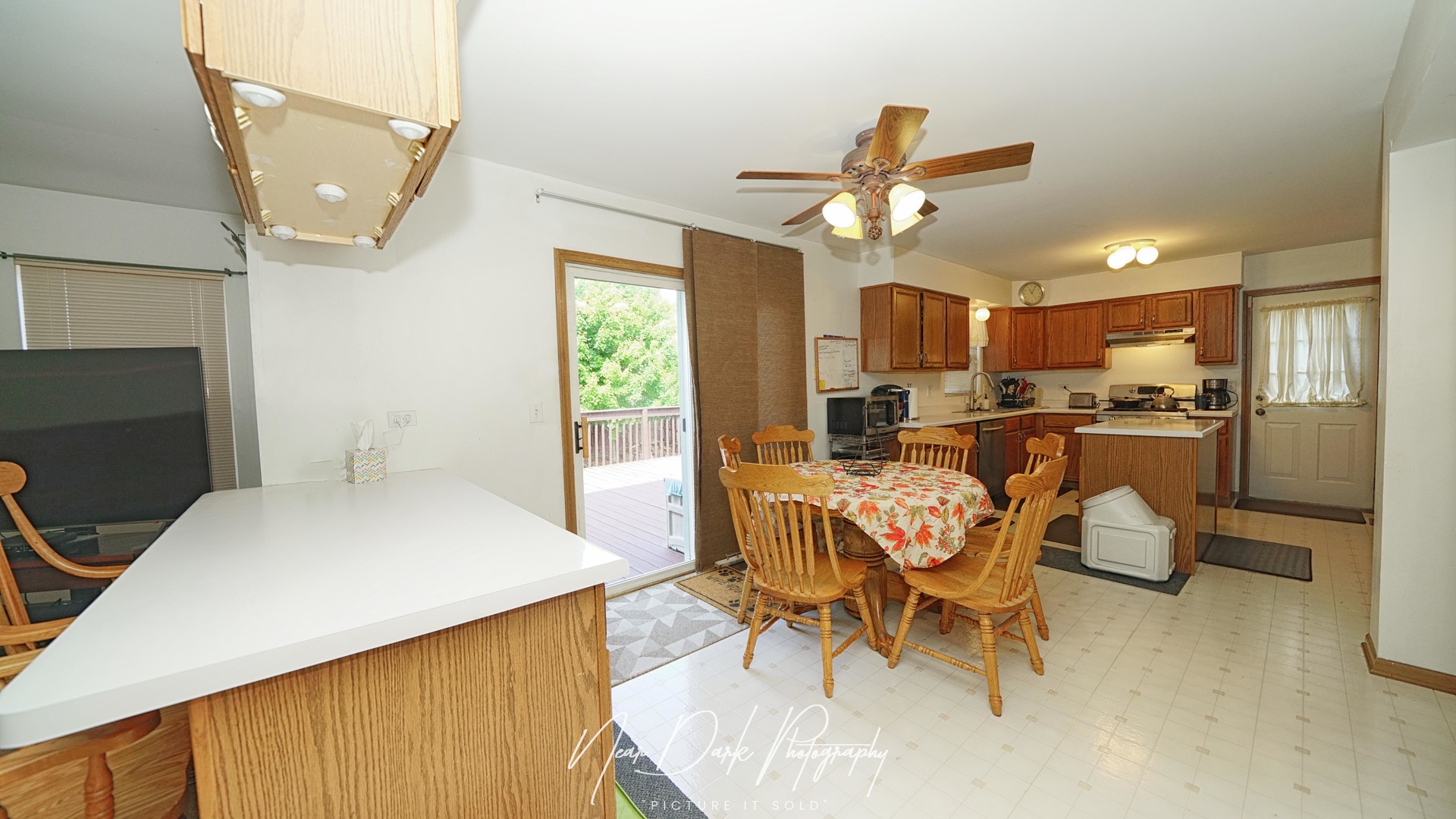 2292 Iroquois Lane, Round Lake Heights, IL 60073