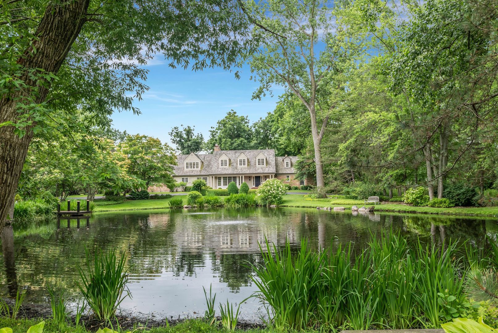 1696 N Waukegan Road, Lake Forest, IL 60045