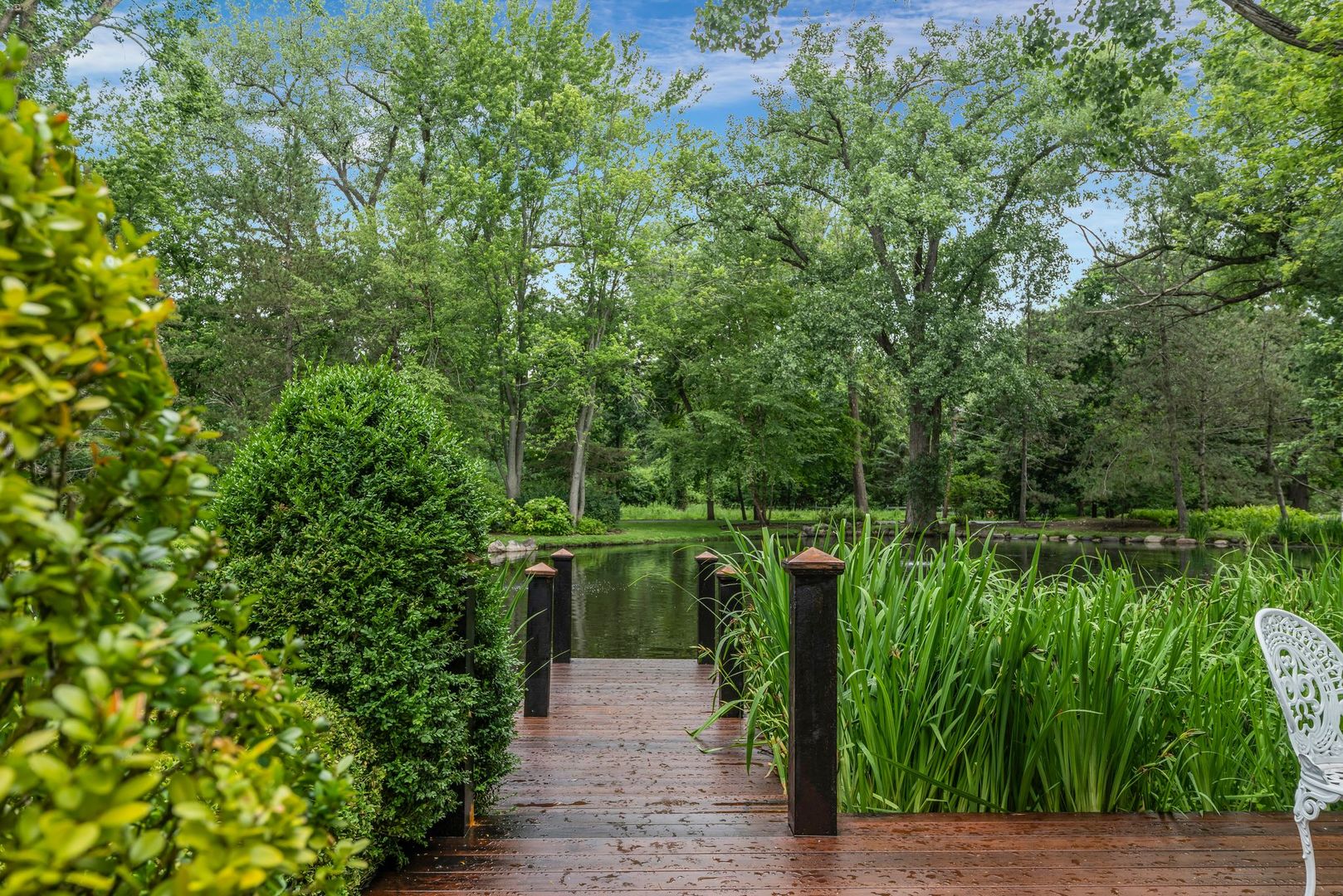 1696 N Waukegan Road, Lake Forest, IL 60045