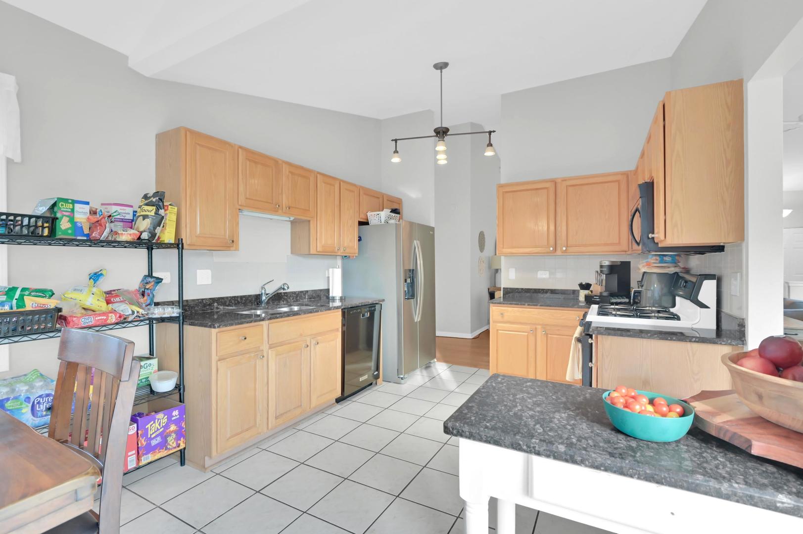 56 Iliad Drive, Tinley Park, IL 60477