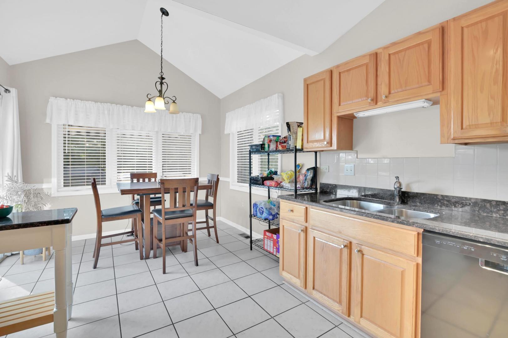 56 Iliad Drive, Tinley Park, IL 60477