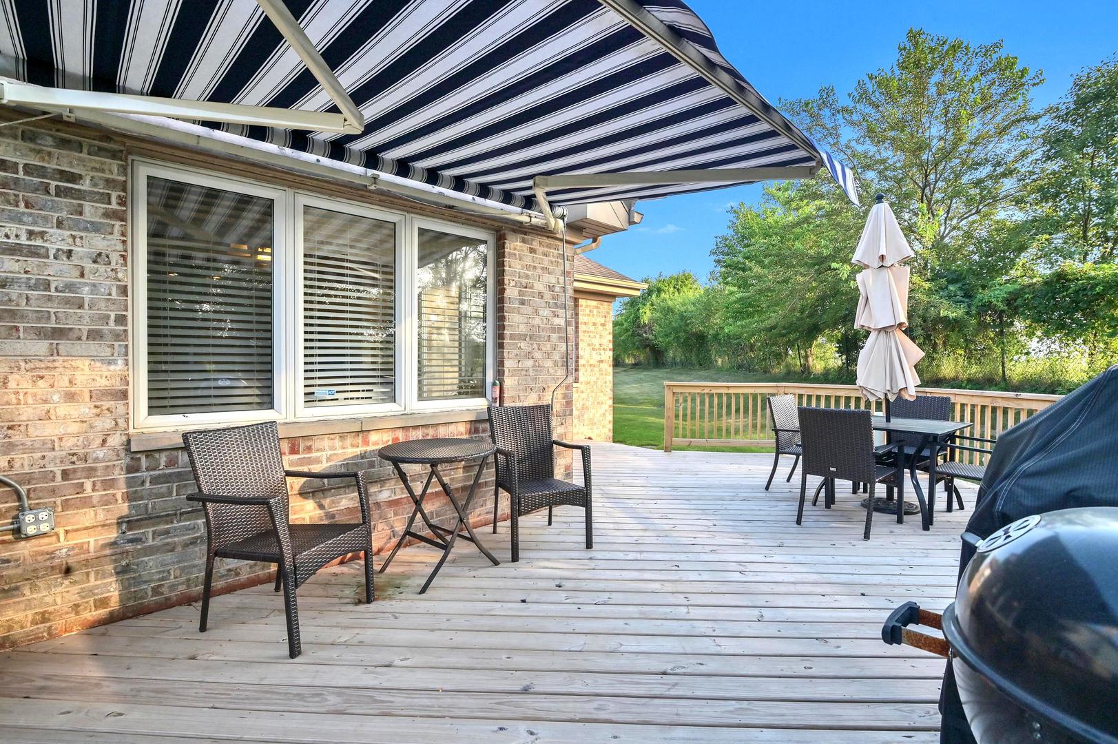 56 Iliad Drive, Tinley Park, IL 60477