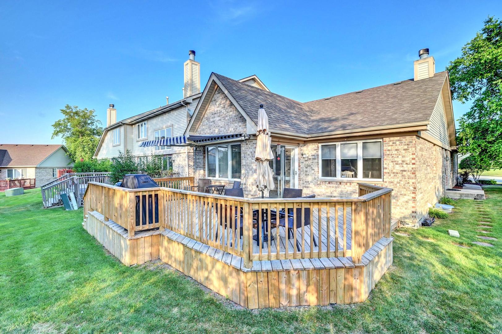 56 Iliad Drive, Tinley Park, IL 60477