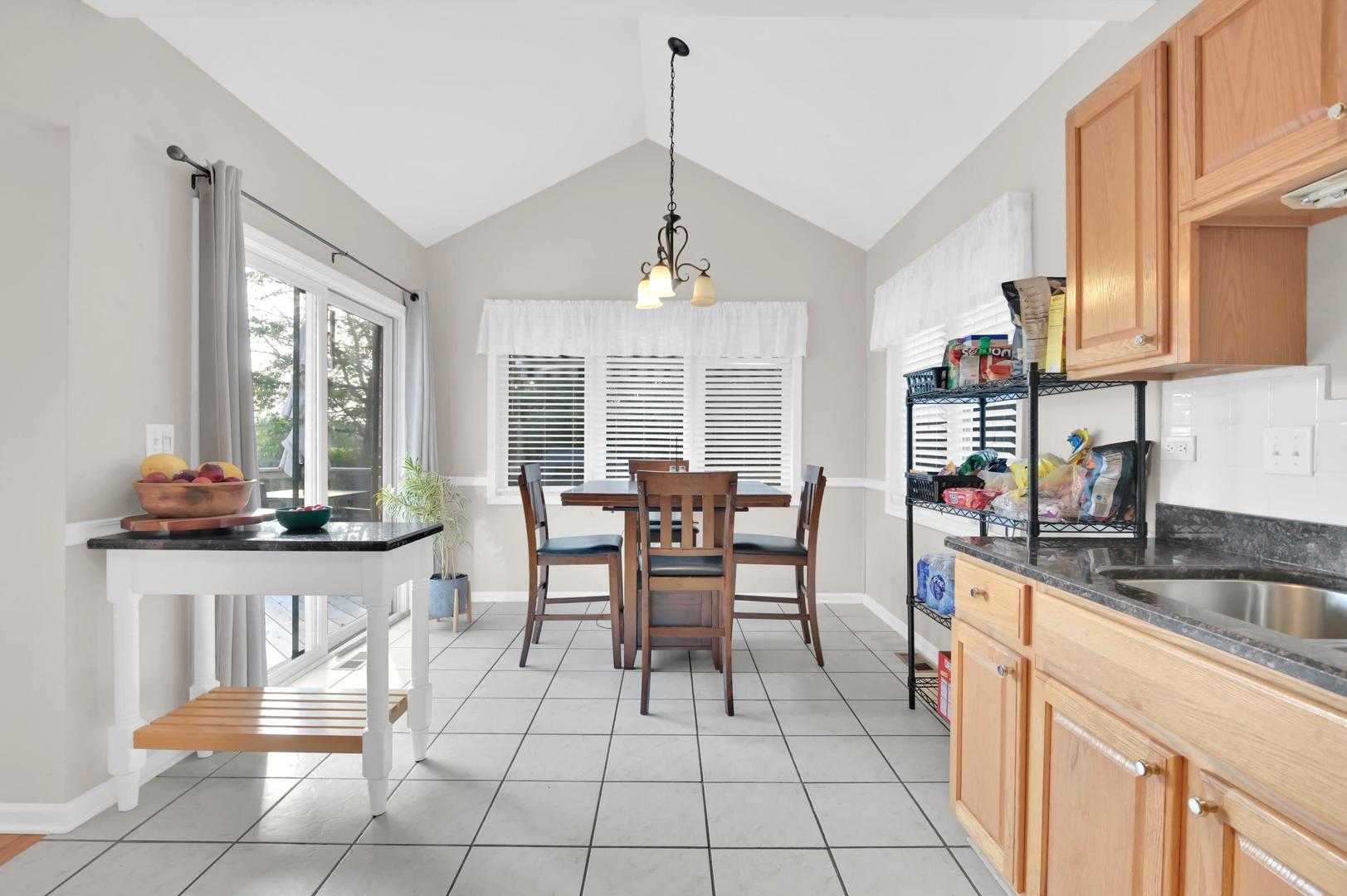56 Iliad Drive, Tinley Park, IL 60477