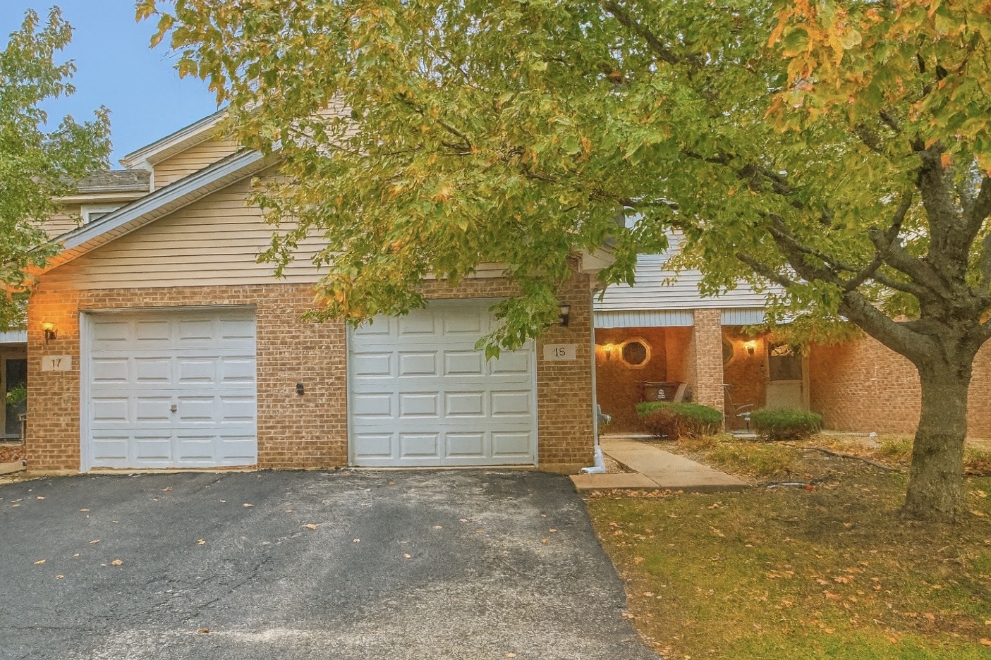 15 Forest Wood Lane, Park Forest, IL 60466