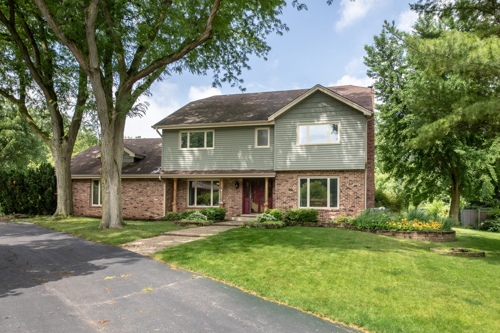 148 Jodi Lane, Bartlett, IL 60103