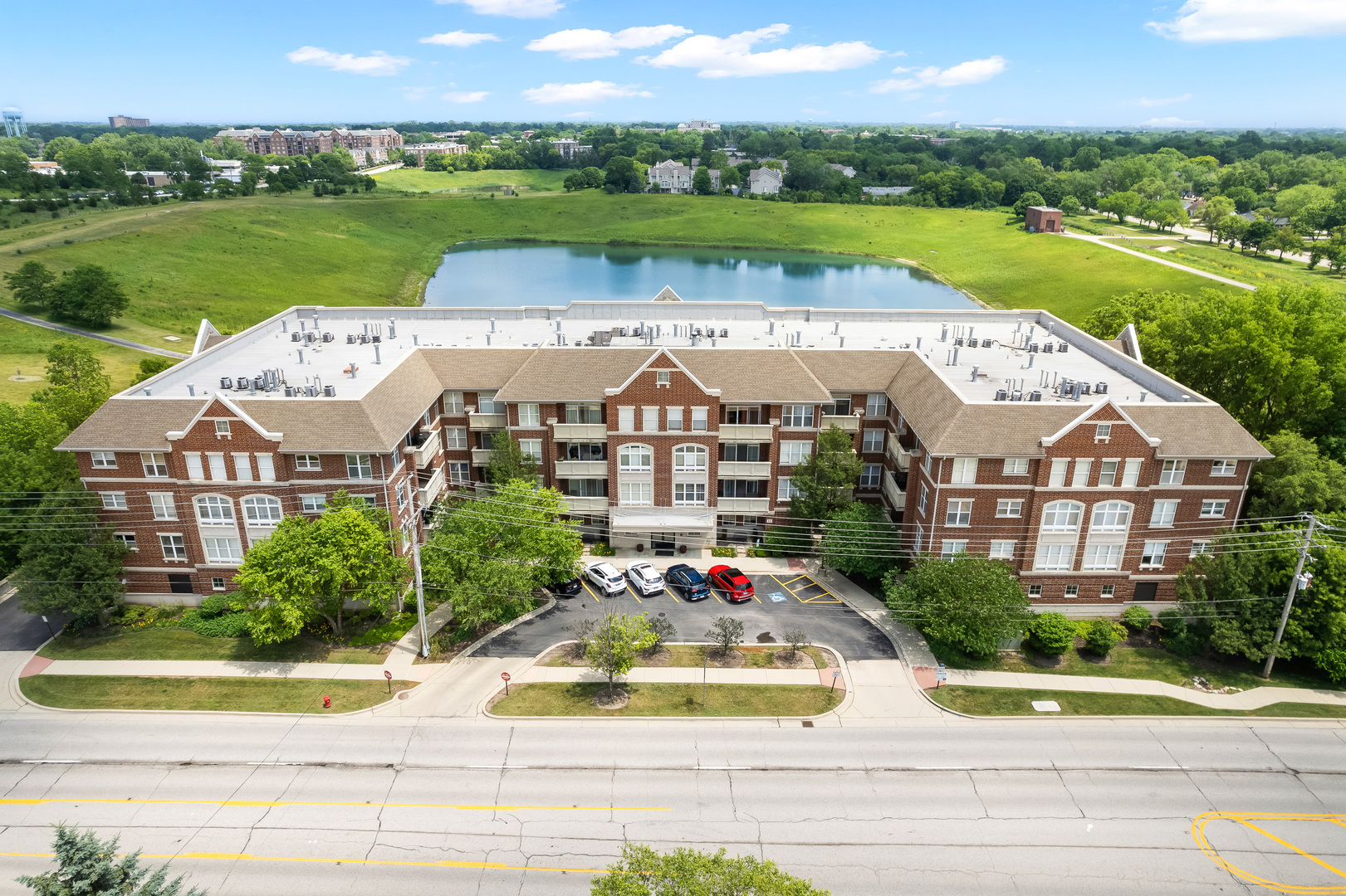 77 N Quentin Road #204, Palatine, IL 60067