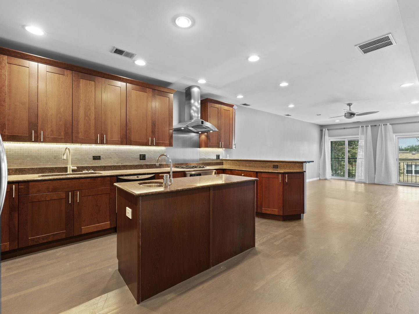 1523 N Ashland Avenue #3, Chicago, IL 60622