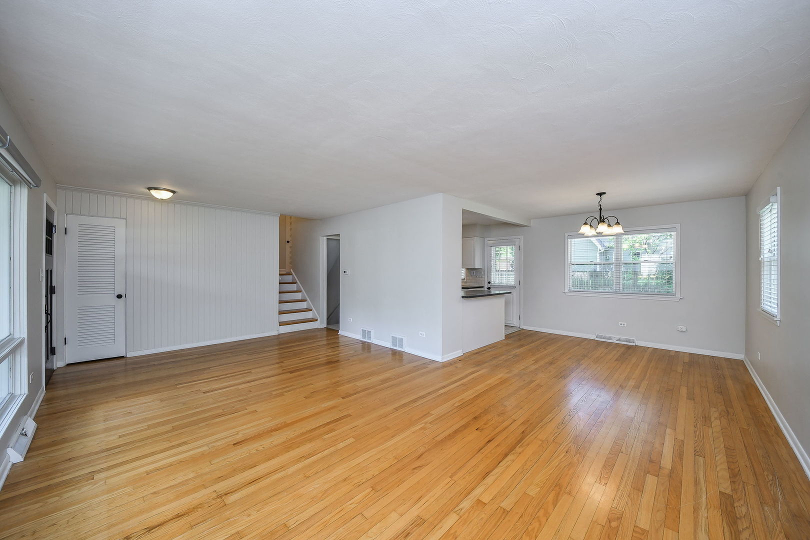670 MELODY Lane, Naperville, IL 60540