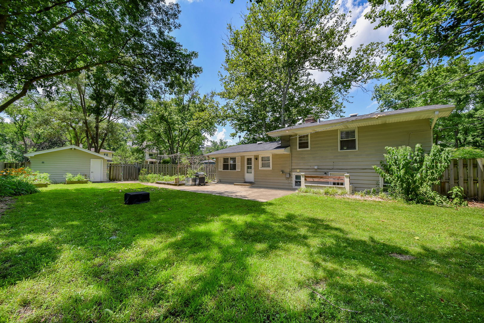 670 MELODY Lane, Naperville, IL 60540