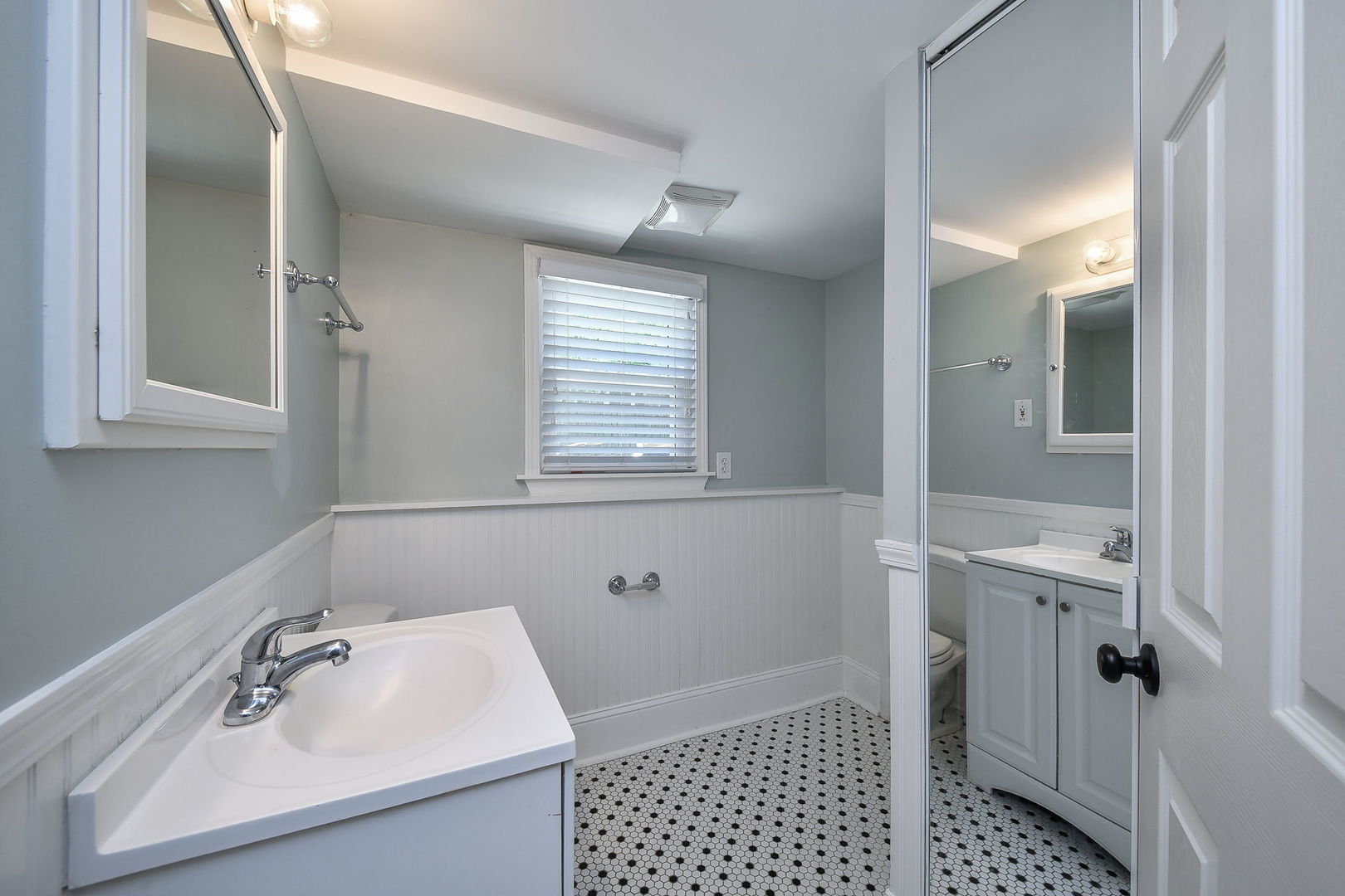670 MELODY Lane, Naperville, IL 60540