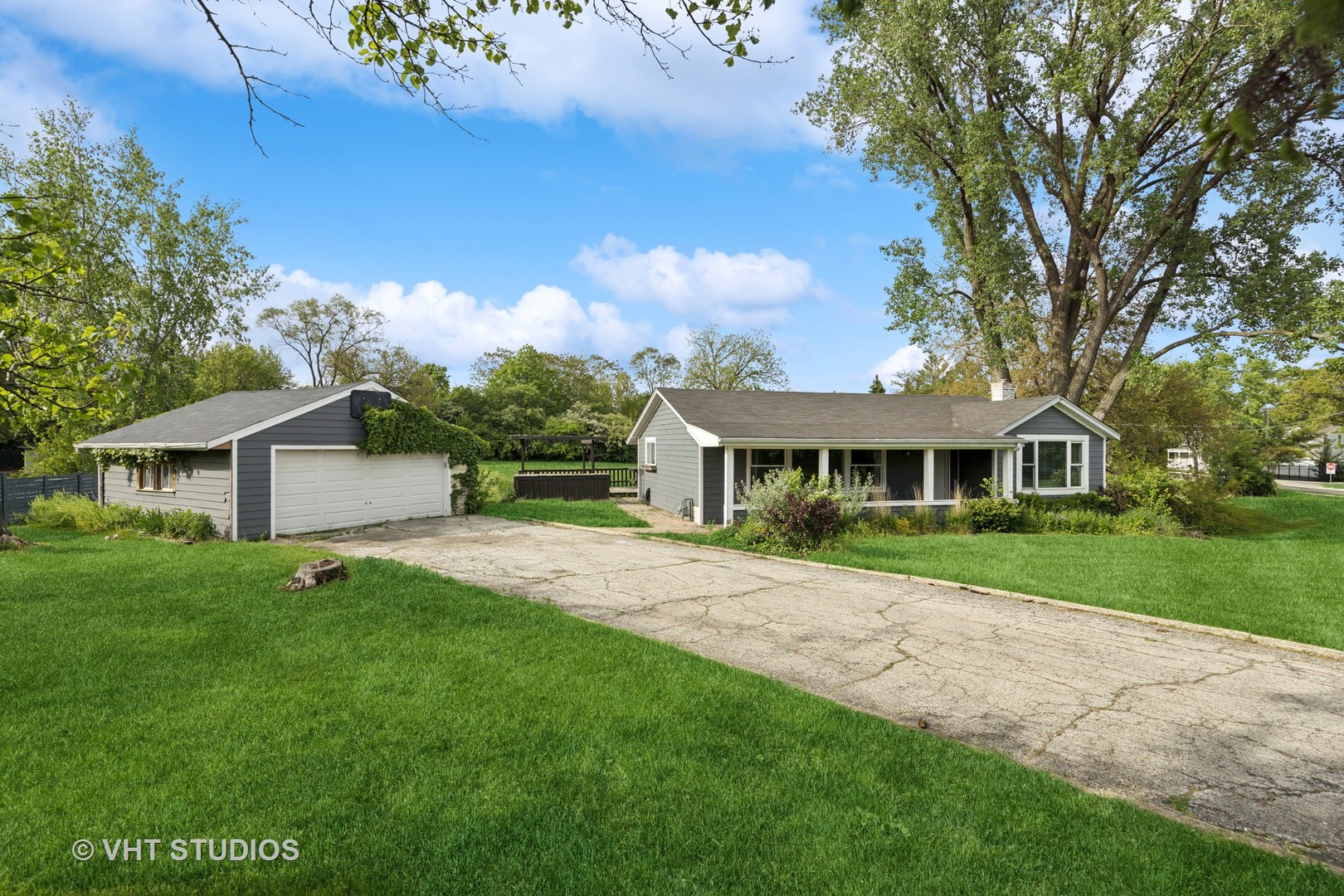 21W534 Bemis Road, Glen Ellyn, IL 60137