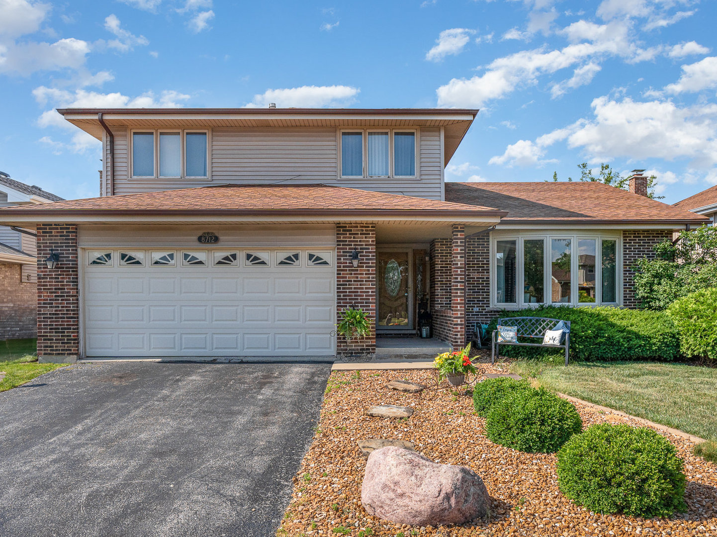 8712 Carriage Lane, Tinley Park, IL 60487