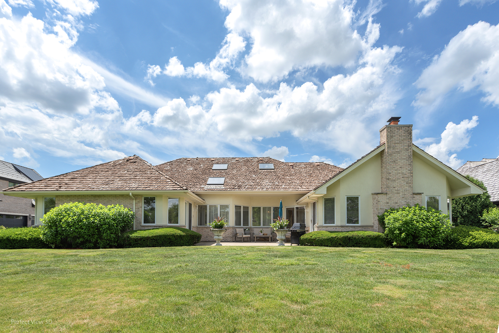 17 RUFFLED FEATHERS Drive, Lemont, IL 60439