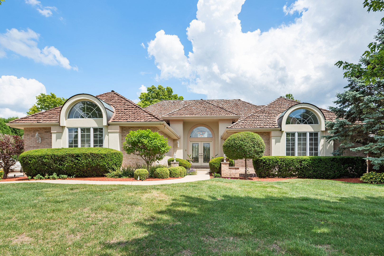 17 RUFFLED FEATHERS Drive, Lemont, IL 60439