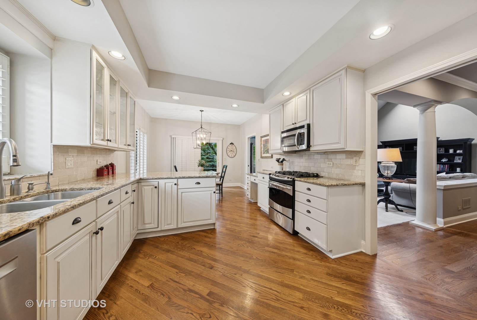 1384 Cranbrook Circle, Aurora, IL 60502