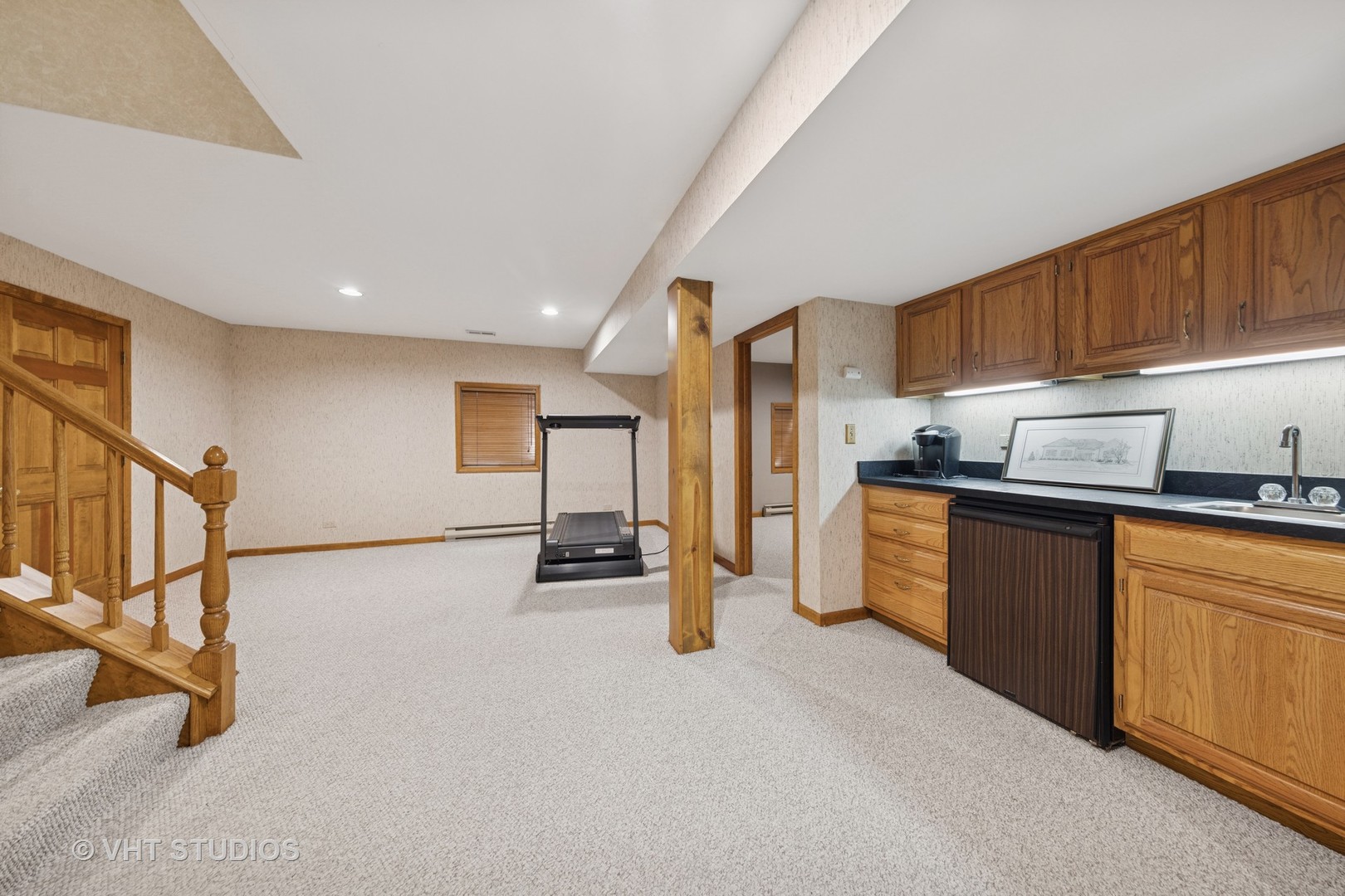 1384 Cranbrook Circle, Aurora, IL 60502