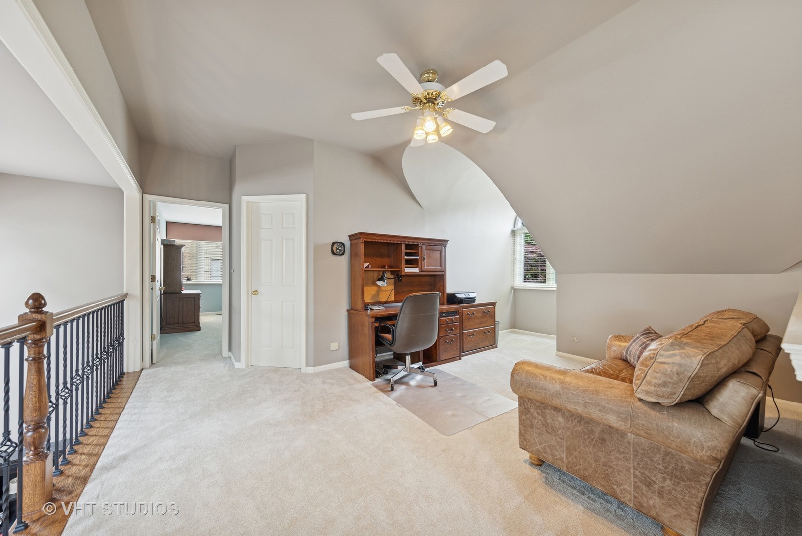 1384 Cranbrook Circle, Aurora, IL 60502