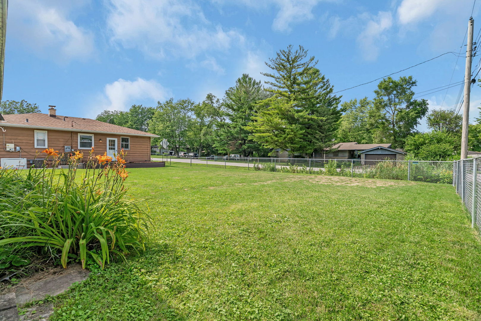 500 Siegmund Street, Joliet, IL 60433
