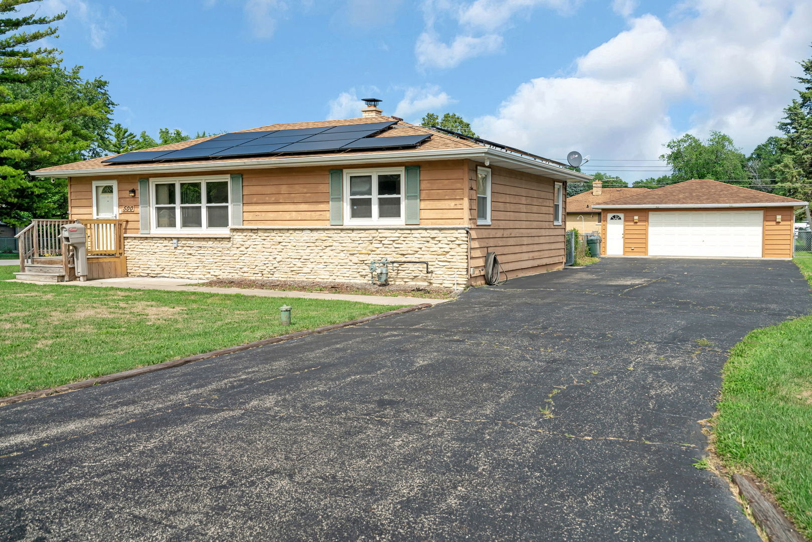 500 Siegmund Street, Joliet, IL 60433