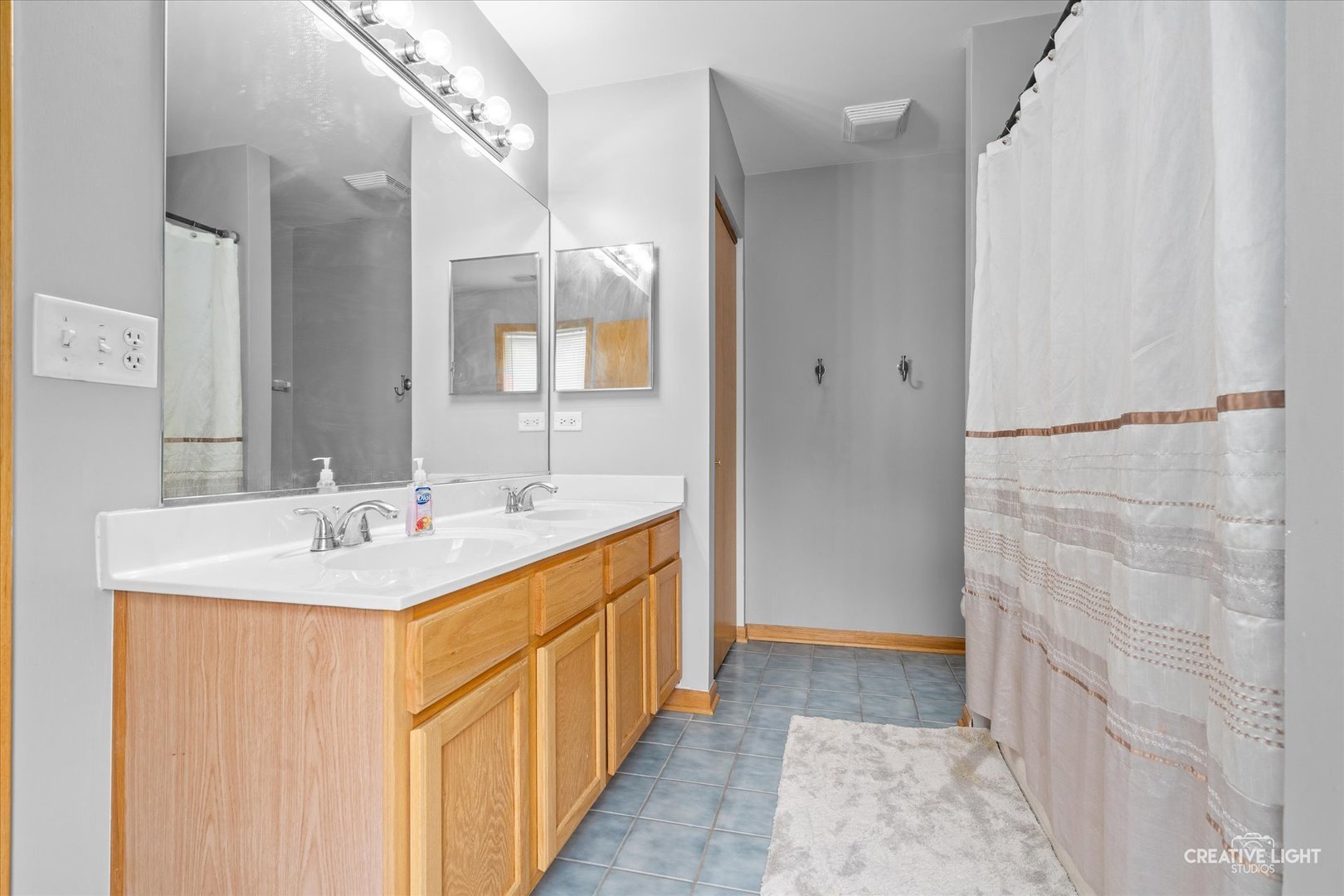 16260 W Mohawk Court, Lockport, IL 60441