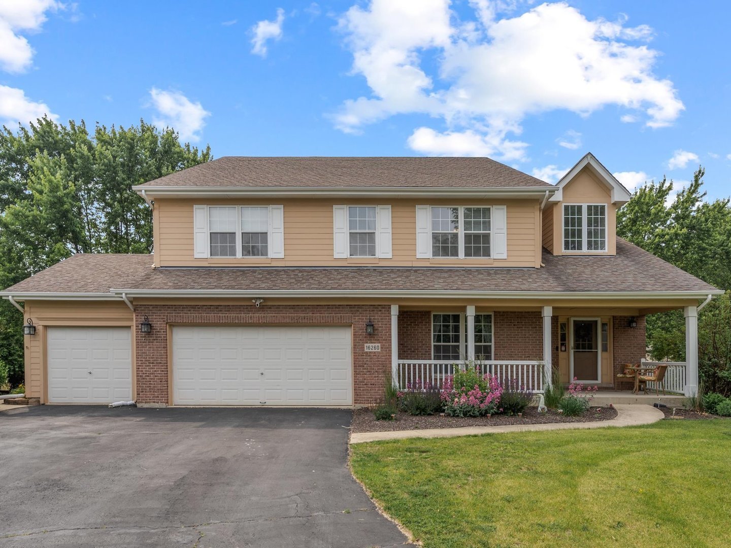 16260 W Mohawk Court, Lockport, IL 60441
