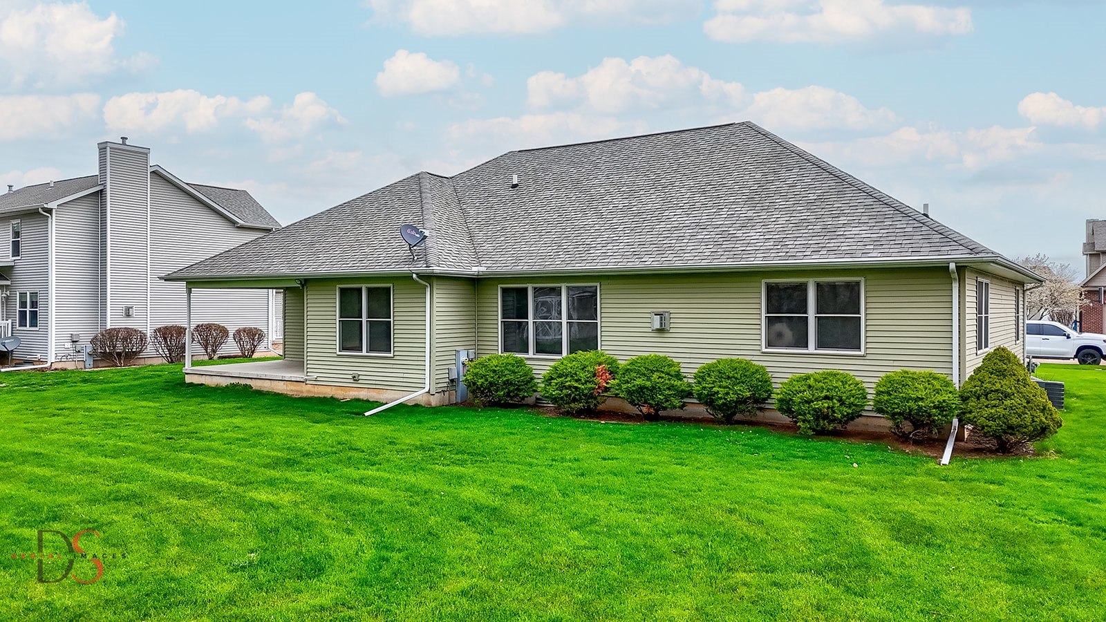 1415 Shaws Lane, Ottawa, IL 61350