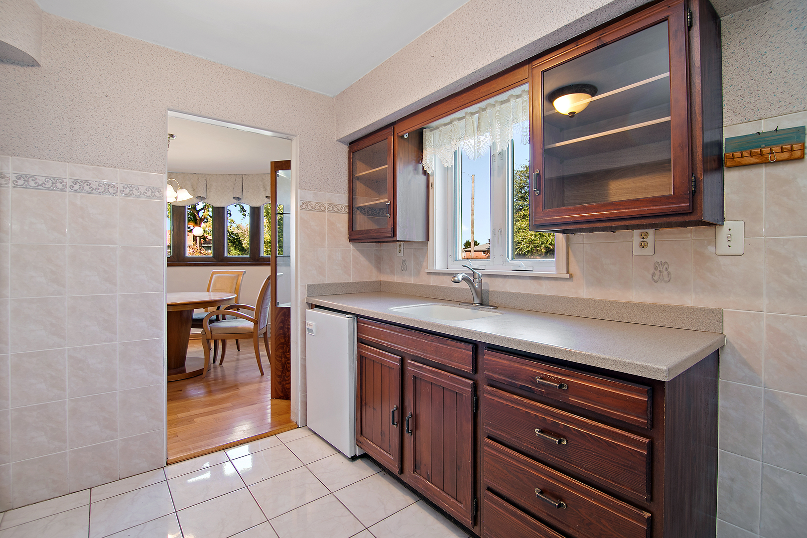 10510 W Fullerton Avenue, Melrose Park, IL 60164