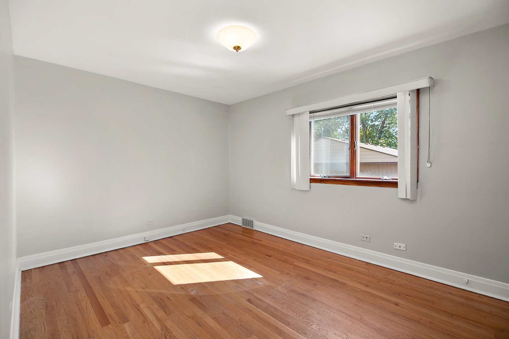 10510 W Fullerton Avenue, Melrose Park, IL 60164