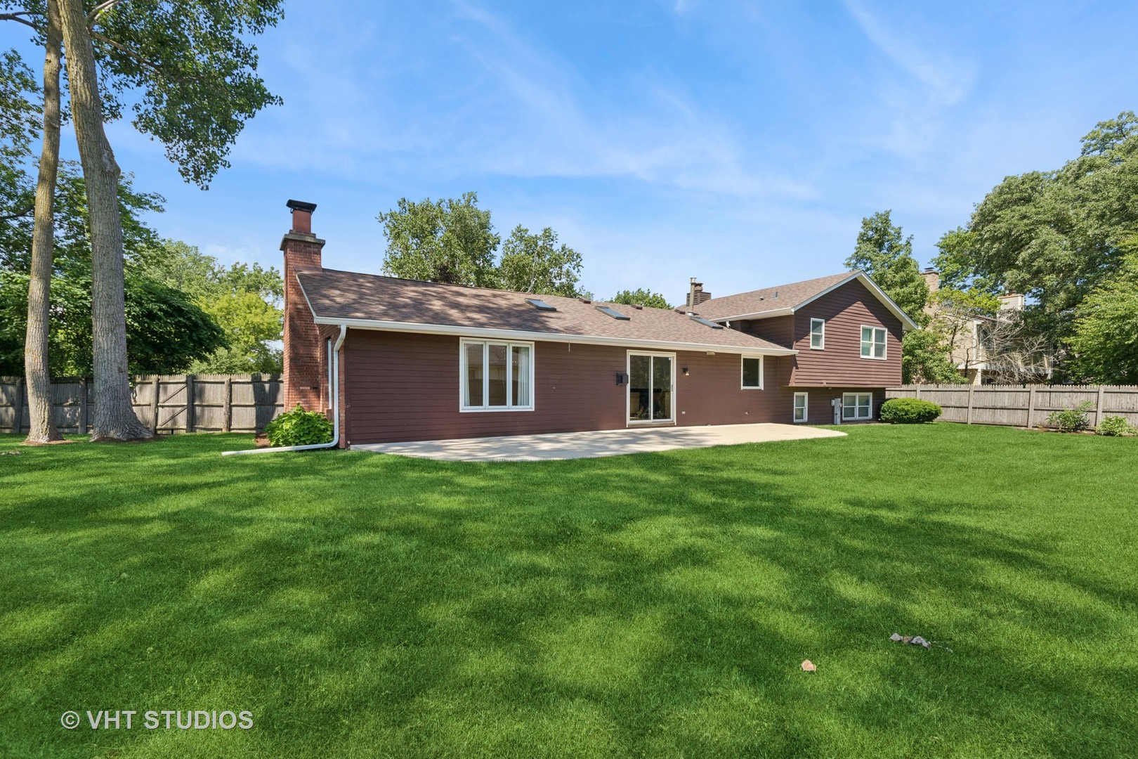 630 Smith Avenue, Lake Bluff, IL 60044