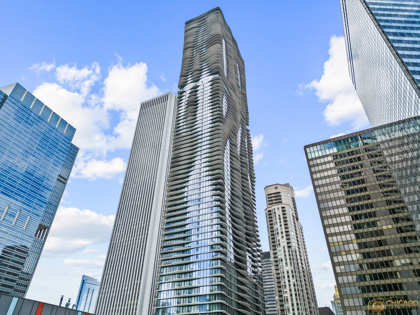 225 N Columbus Drive #6808, Chicago, IL 60601
