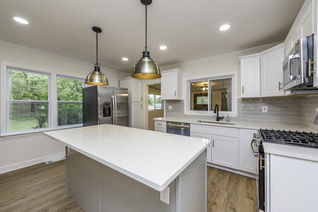 10980 W York House Road, Beach Park, IL 60087