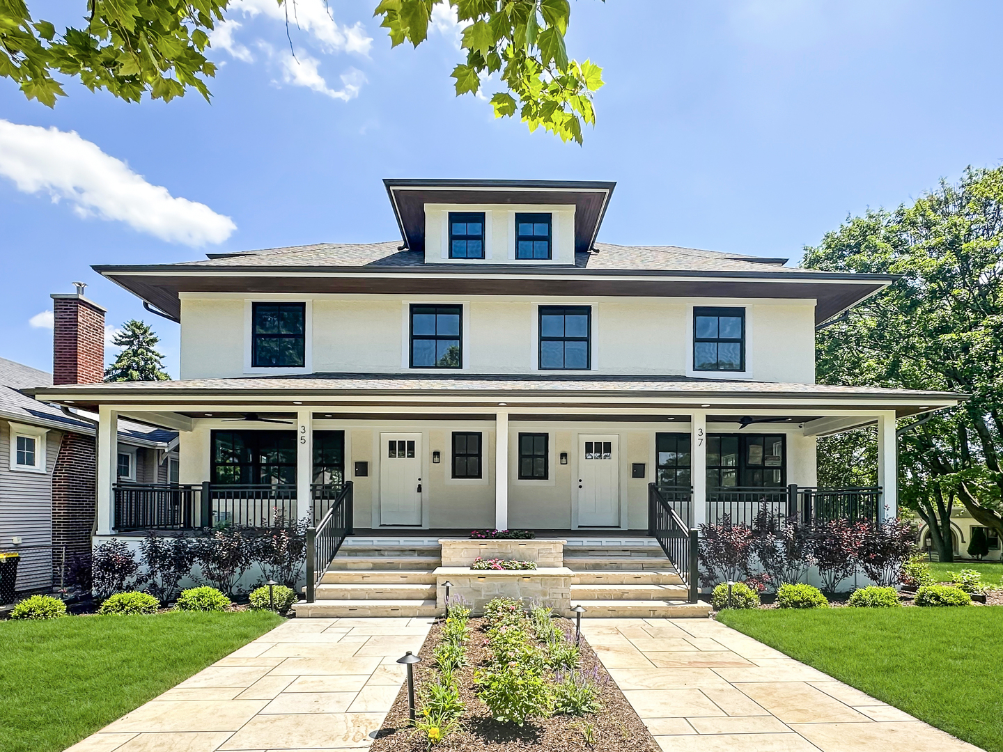 37 7th Avenue, La Grange, IL 60525