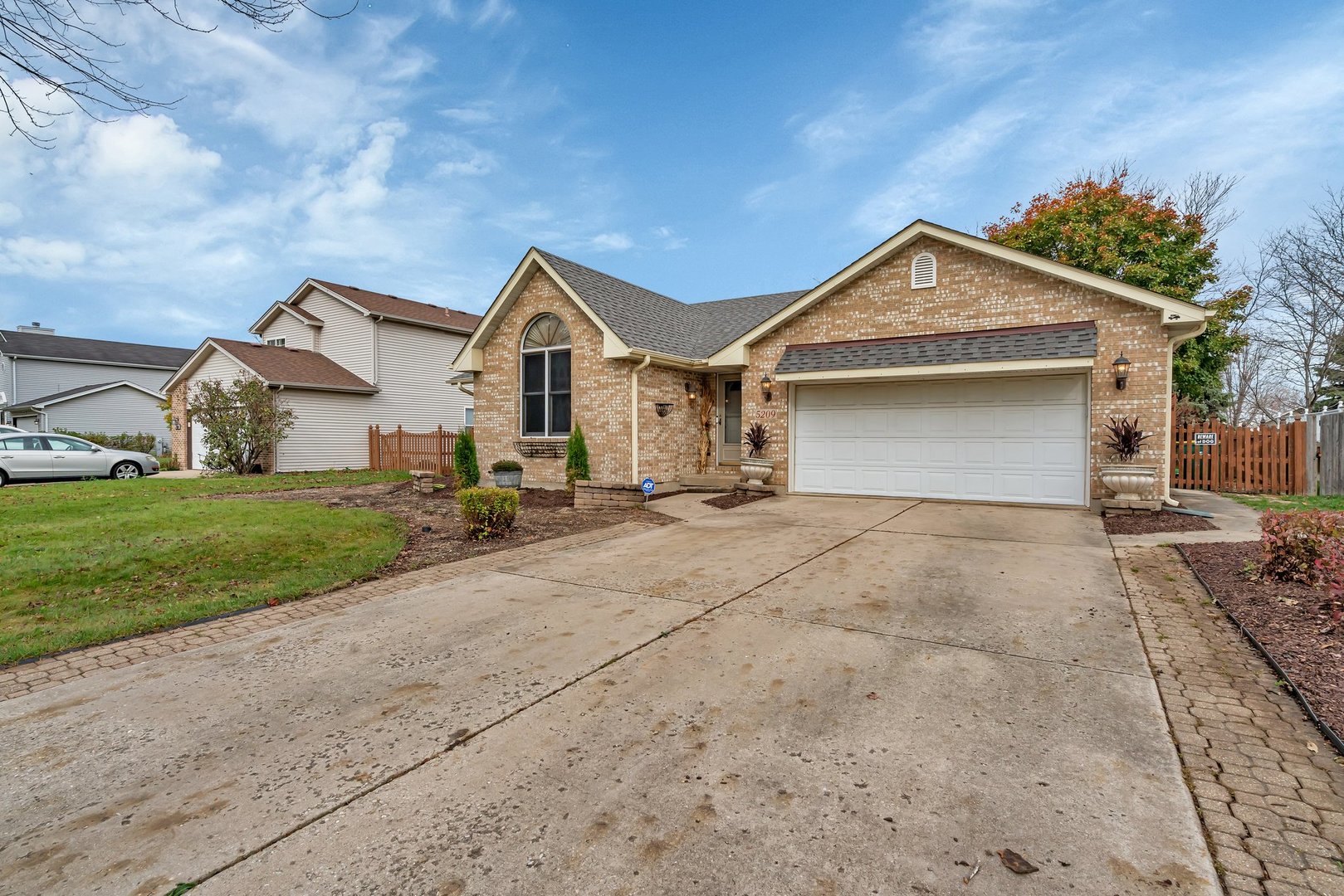 5209 Meadowbrook Street, Plainfield, IL 60586