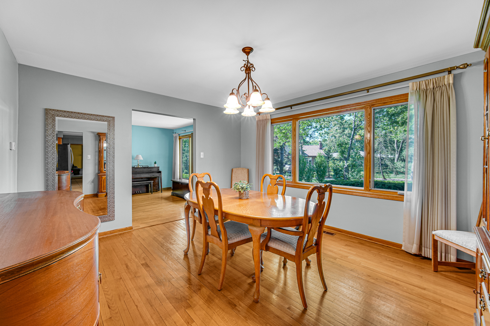 8353 Arrowhead Lane, Orland Park, IL 60462
