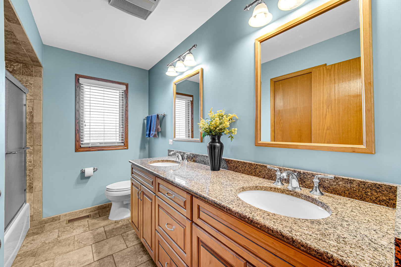 8353 Arrowhead Lane, Orland Park, IL 60462