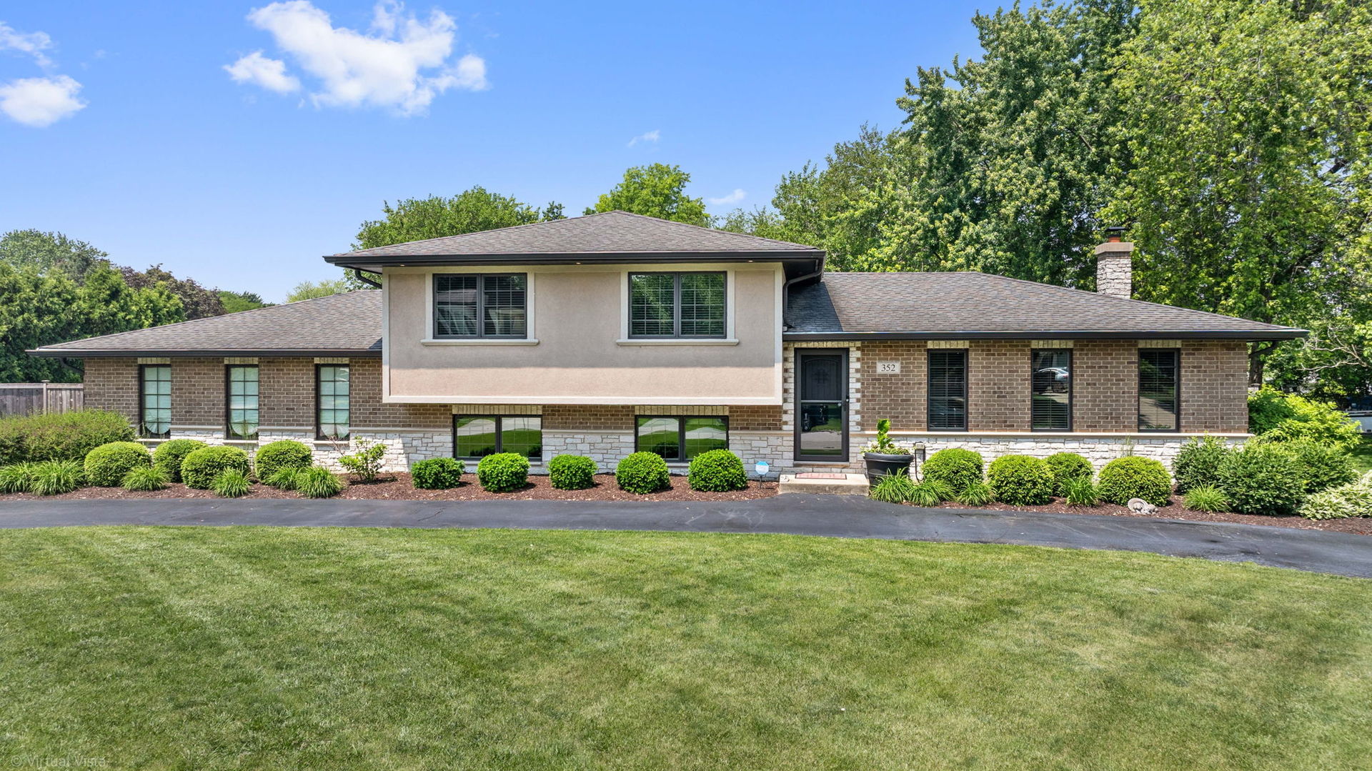 352 Eagle Lane, Bloomingdale, IL 60108