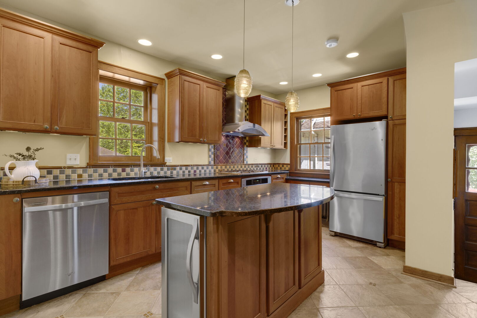3838 Johnson Avenue, Western Springs, IL 60558