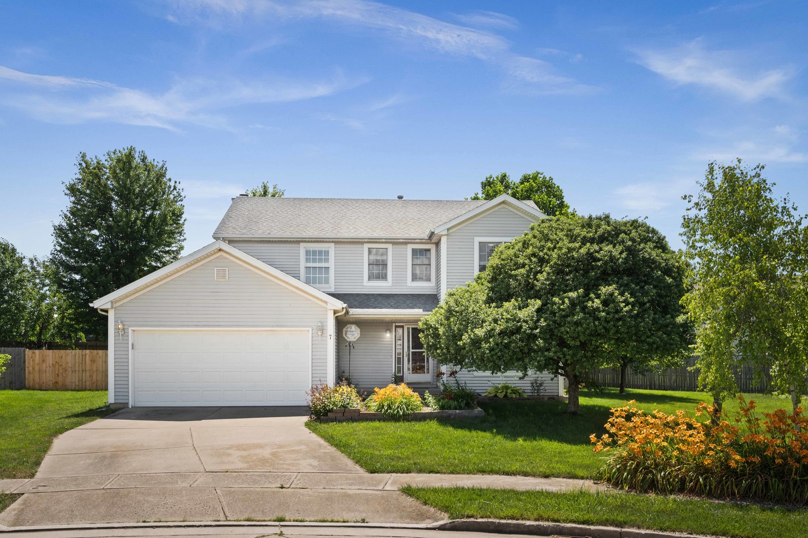 7 Tralee Court, Bloomington, IL 61704