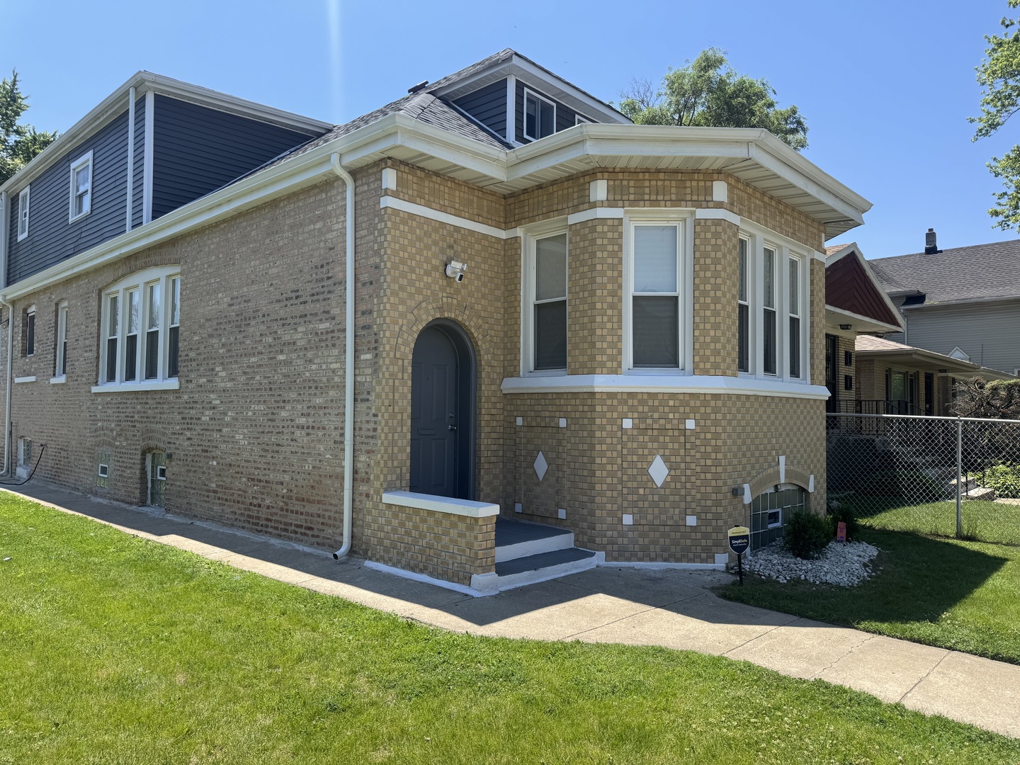 629 E 87th Place, Chicago, IL 60619