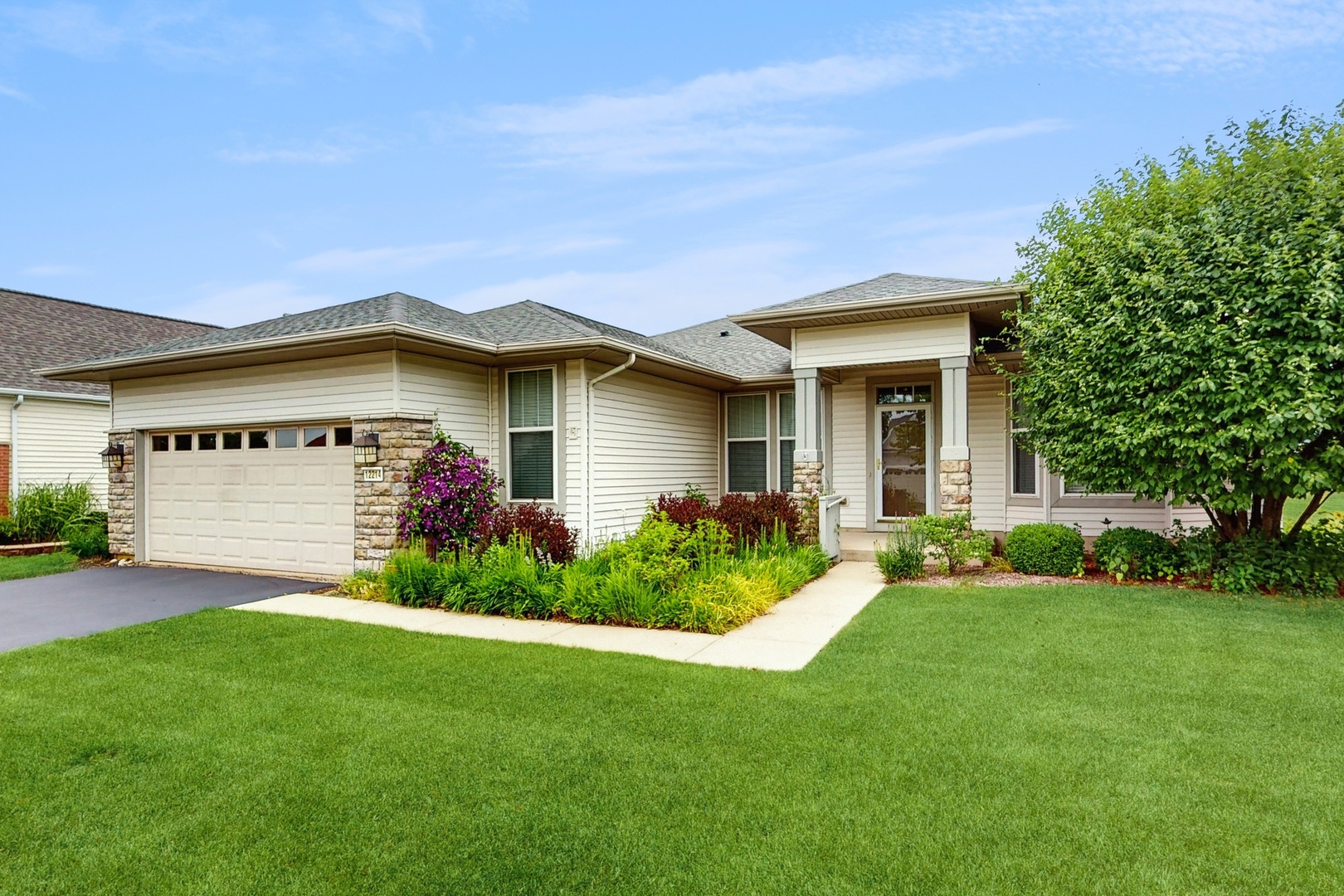 12214 Plum Grove Road, Huntley, IL 60142