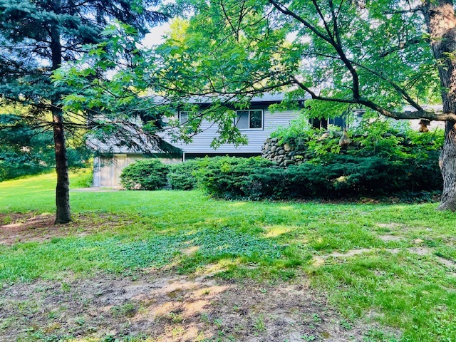 25641 S Oakview Court, Channahon, IL 60410